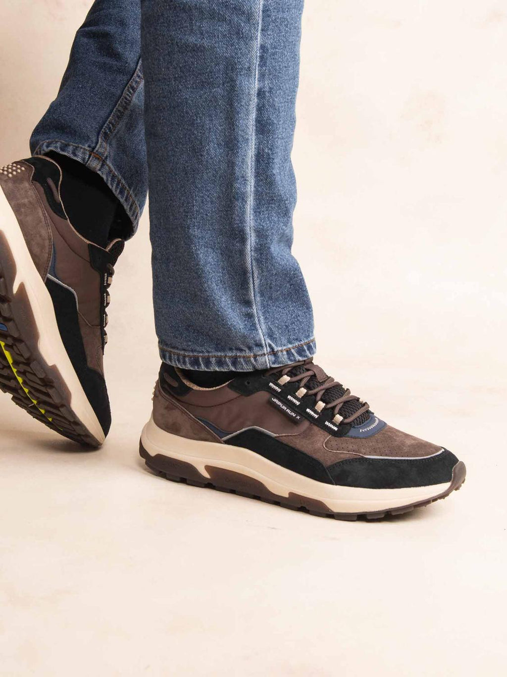 Running Homme Doublée Textile Cuir Chocolat et Noir JONASSE - 1